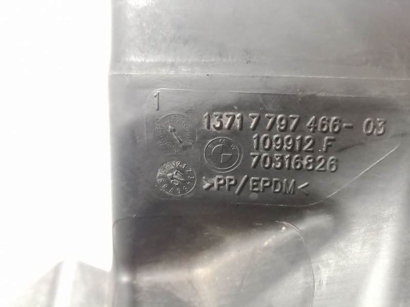 Recambio de filtro aire para bmw 1 (e81) 120 d referencia OEM IAM   