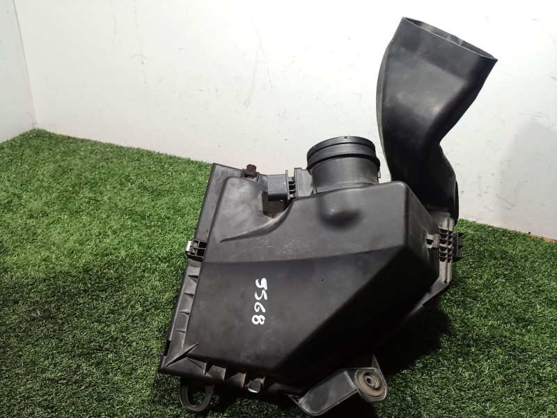 Recambio de filtro aire para bmw 1 (e81) 120 d referencia OEM IAM   