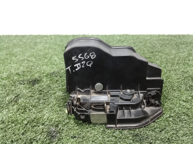 Recambio de cerradura puerta trasera izquierda para bmw 1 (e81) 120 d referencia OEM IAM   