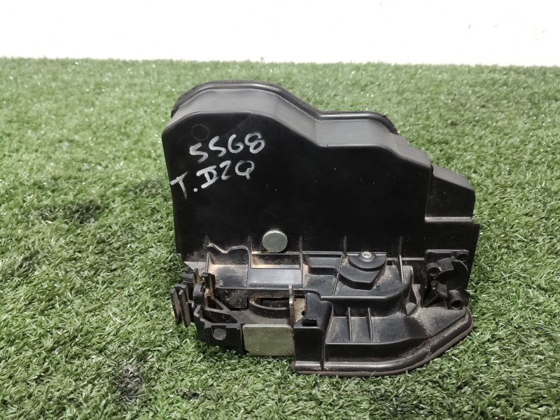 Recambio de cerradura puerta trasera izquierda para bmw 1 (e81) 120 d referencia OEM IAM   