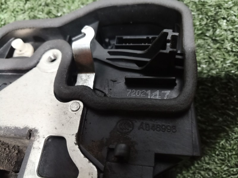 Recambio de cerradura puerta trasera izquierda para bmw 1 (e81) 120 d referencia OEM IAM   