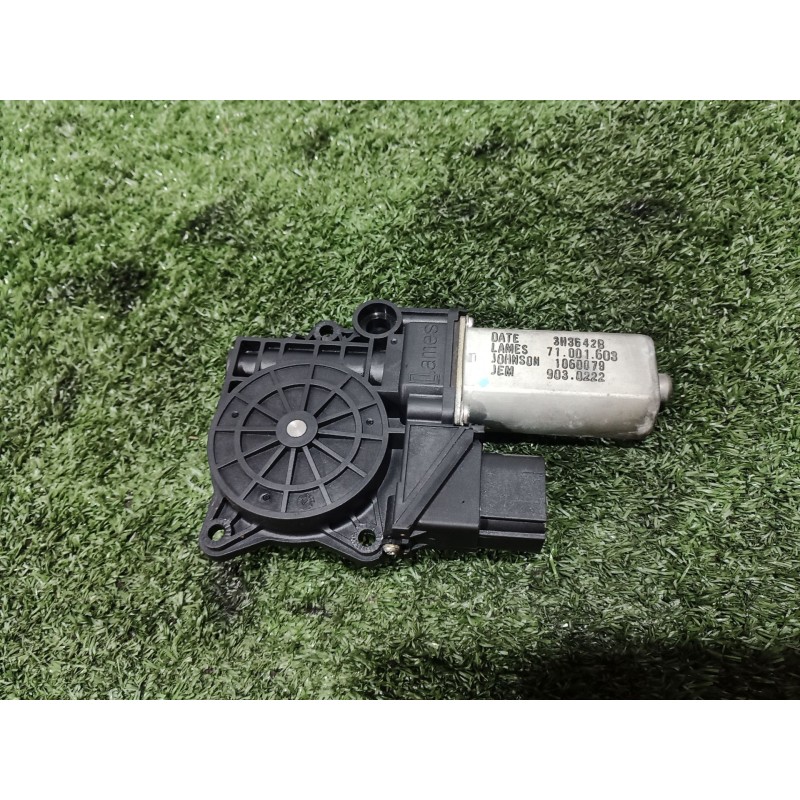 Recambio de motor elevalunas trasero derecho para bmw 1 (e81) 120 d referencia OEM IAM   