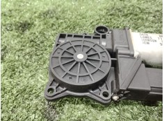 Recambio de motor elevalunas trasero derecho para bmw 1 (e81) 120 d referencia OEM IAM    2