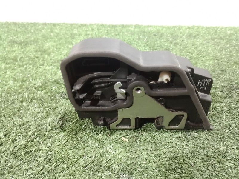 Recambio de cerradura puerta trasera derecha para bmw 1 (e81) 120 d referencia OEM IAM   