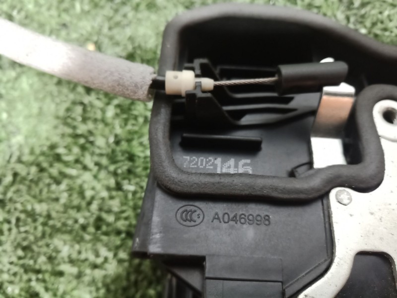 Recambio de cerradura puerta delantera derecha para bmw 1 (e81) 120 d referencia OEM IAM   