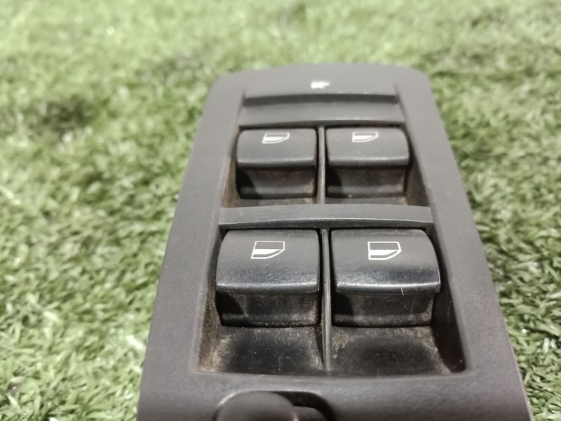 Recambio de mando elevalunas delantero izquierdo para bmw 1 (e81) 120 d referencia OEM IAM   