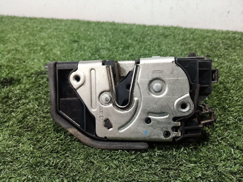 Recambio de cerradura puerta delantera izquierda para bmw 1 (e81) 120 d referencia OEM IAM   