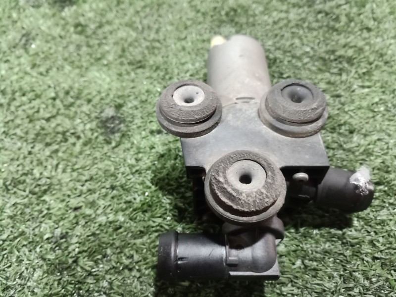 Recambio de bomba agua para bmw 1 (e81) 120 d referencia OEM IAM   