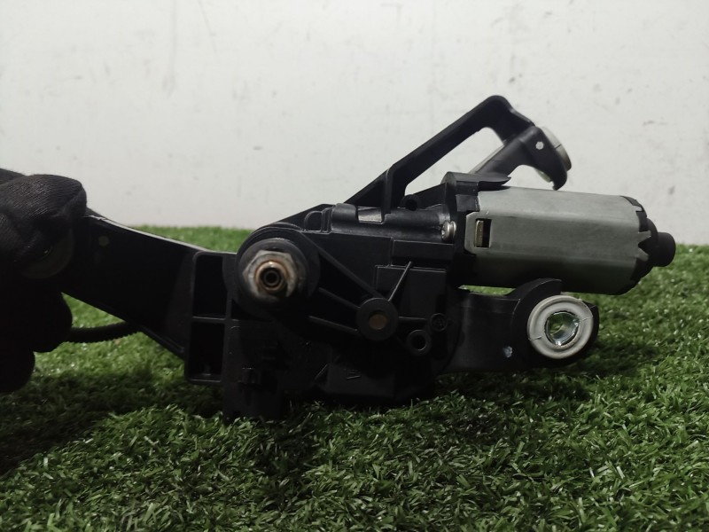 Recambio de motor limpia trasero para bmw 1 (e81) 120 d referencia OEM IAM   