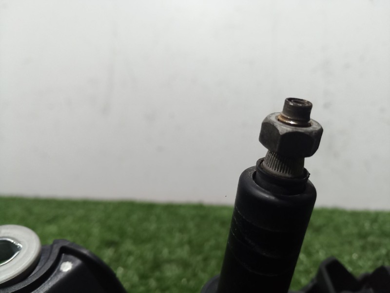 Recambio de motor limpia trasero para bmw 1 (e81) 120 d referencia OEM IAM   