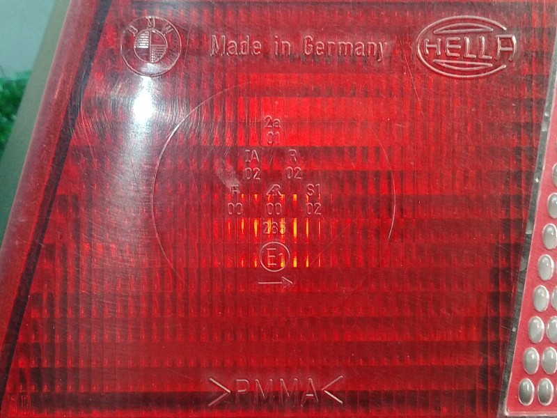 Recambio de piloto trasero derecho para bmw 5 (e39) 523 i referencia OEM IAM 8358832 8358832 2VP00724002