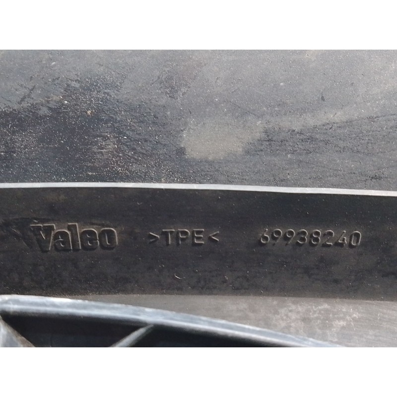 Recambio de faro derecho para audi a4 berlina (8e) 1.9 tdi (96kw) referencia OEM IAM 89305700 8E0990008F 8E0941004F