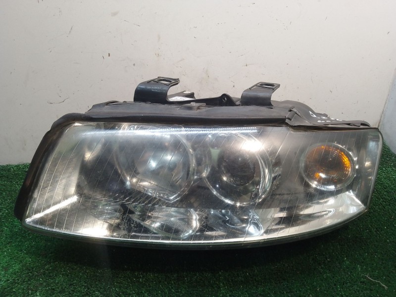 Recambio de faro izquierdo para audi a4 berlina (8e) 1.9 tdi (96kw) referencia OEM IAM 20A008 1364 3457A