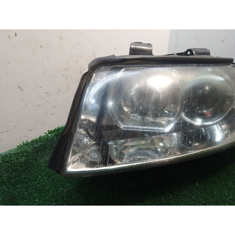 Recambio de faro izquierdo para audi a4 berlina (8e) 1.9 tdi (96kw) referencia OEM IAM 20A008 1364 3457A