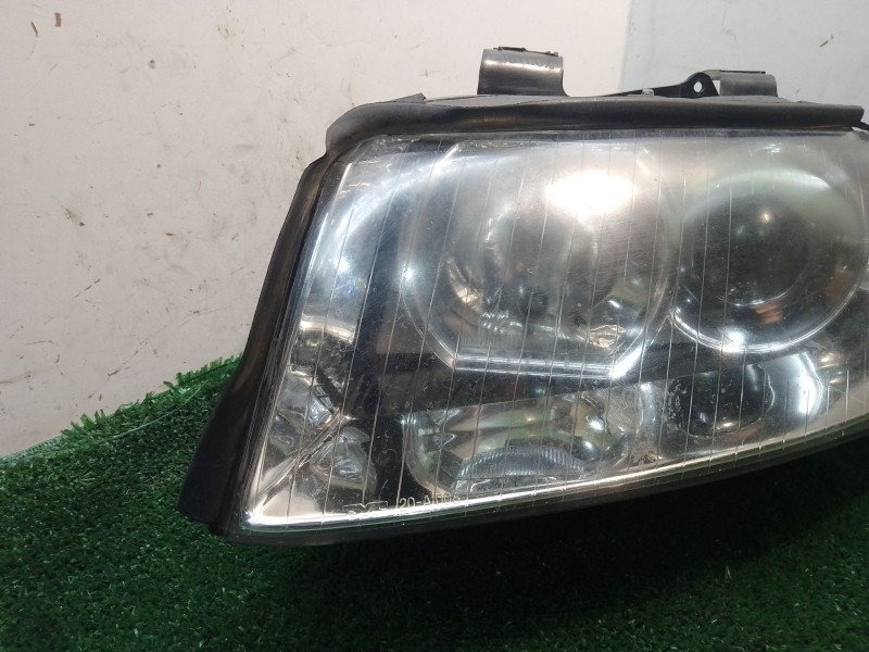 Recambio de faro izquierdo para audi a4 berlina (8e) 1.9 tdi (96kw) referencia OEM IAM 20A008 1364 3457A