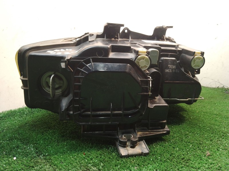 Recambio de faro izquierdo para audi a4 berlina (8e) 1.9 tdi (96kw) referencia OEM IAM 20A008 1364 3457A