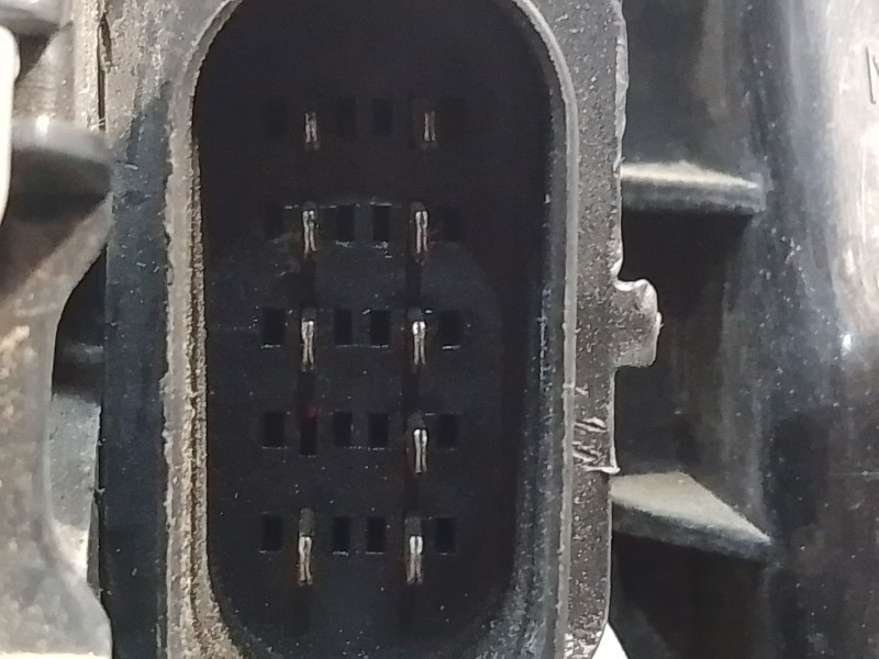 Recambio de faro izquierdo para audi a4 berlina (8e) 1.9 tdi (96kw) referencia OEM IAM 20A008 1364 3457A