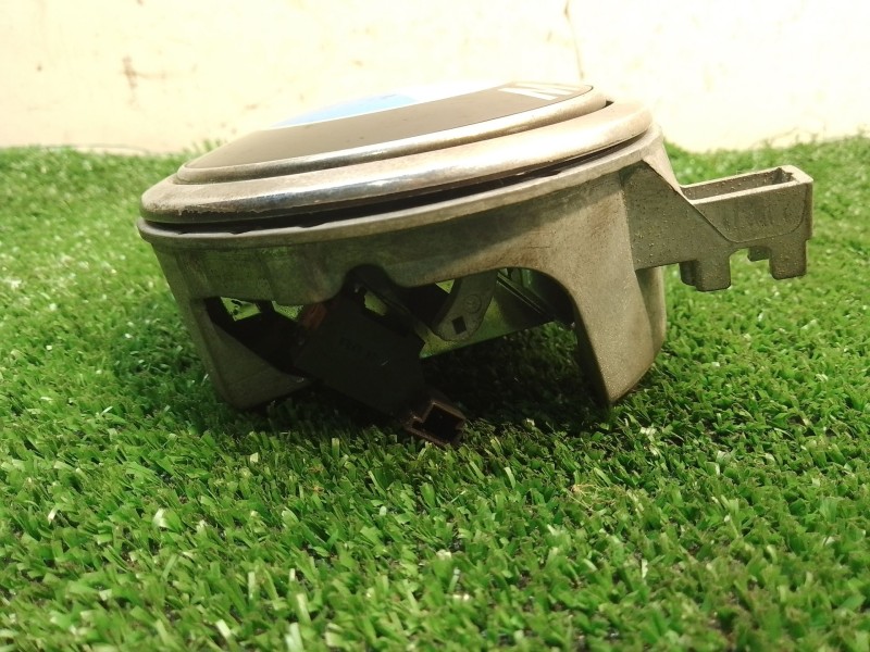 Recambio de maneta exterior porton para bmw 1 (e81) 120 d referencia OEM IAM 51247200938 071214 10862510