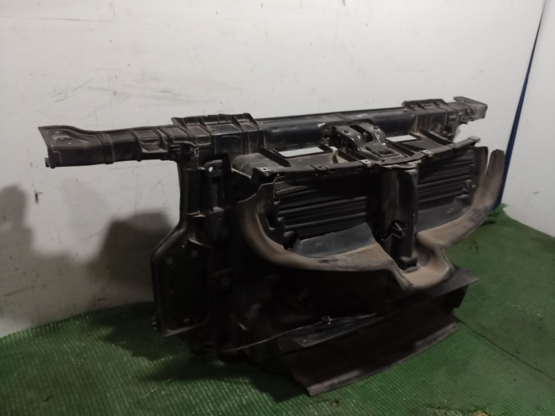 Recambio de panel frontal para bmw 1 (e81) 120 d referencia OEM IAM   