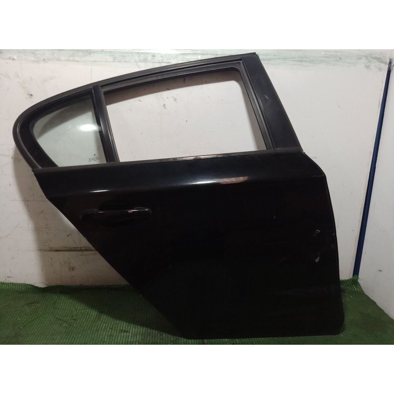 Recambio de puerta trasera derecha para bmw 1 (e81) 120 d referencia OEM IAM   