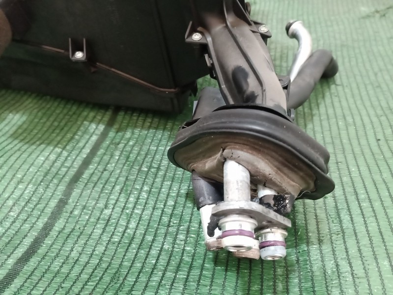 Recambio de calefaccion entera normal para bmw 1 (e81) 120 d referencia OEM IAM 985325B 985325B 985325B