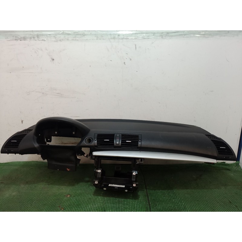 Recambio de salpicadero para bmw 1 (e81) 120 d referencia OEM IAM   