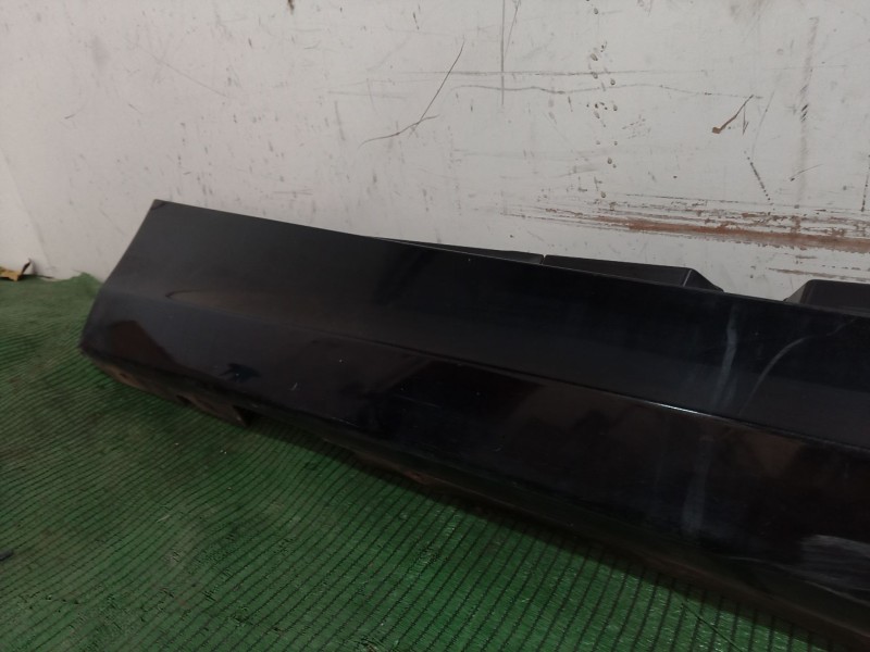 Recambio de faldon lateral para bmw 1 (e81) 120 d referencia OEM IAM   