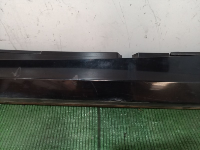 Recambio de faldon lateral para bmw 1 (e81) 120 d referencia OEM IAM   