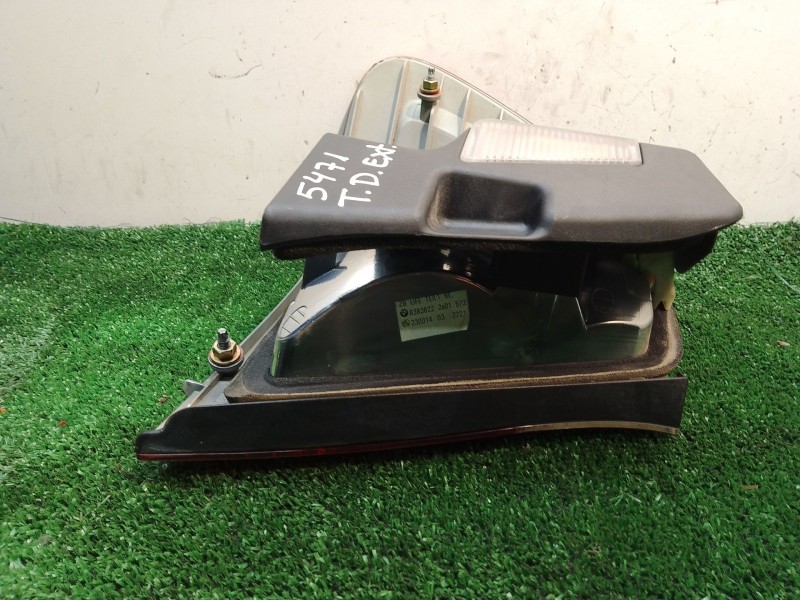 Recambio de piloto trasero derecho para bmw 3 (e46) 320 d referencia OEM IAM 8383822 230572 230014