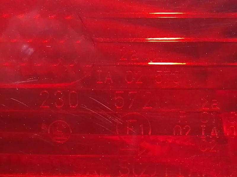 Recambio de piloto trasero derecho para bmw 3 (e46) 320 d referencia OEM IAM 8383822 230572 230014