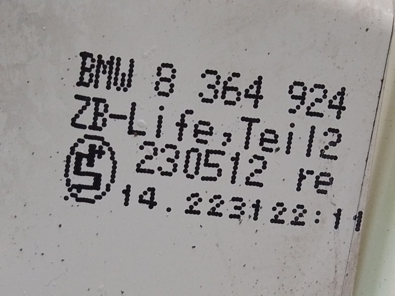 Recambio de piloto trasero derecho interior para bmw 3 (e46) 320 d referencia OEM IAM 8364924 230570R 230512