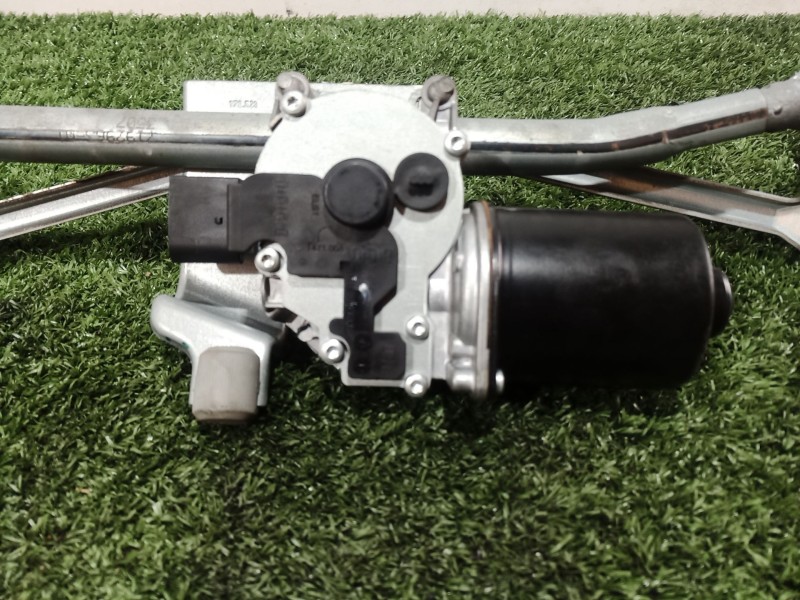 Recambio de motor limpia delantero para bmw 1 (e81) 120 d referencia OEM IAM 719303601 719303601 405121