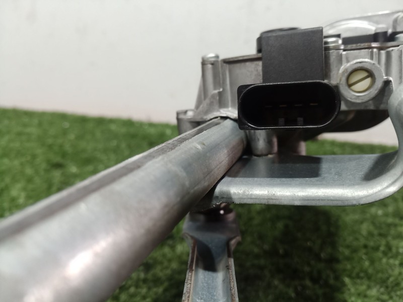 Recambio de motor limpia delantero para bmw 1 (e81) 120 d referencia OEM IAM 719303601 719303601 405121