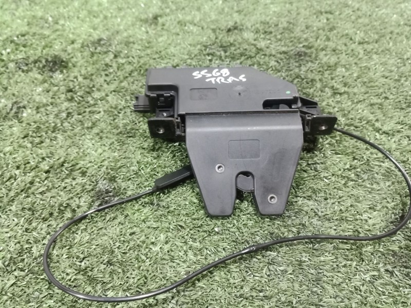 Recambio de cerradura maletero / porton para bmw 1 (e81) 120 d referencia OEM IAM   