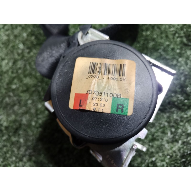 Recambio de cinturon seguridad trasero derecho para bmw 1 (e81) 120 d referencia OEM IAM   