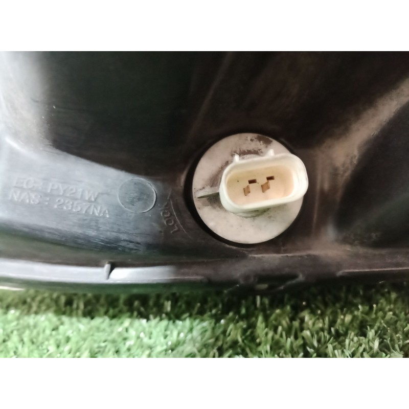 Recambio de faro derecho para kia sorento i (jc) 2.5 crdi referencia OEM IAM   