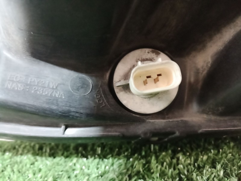 Recambio de faro derecho para kia sorento i (jc) 2.5 crdi referencia OEM IAM   