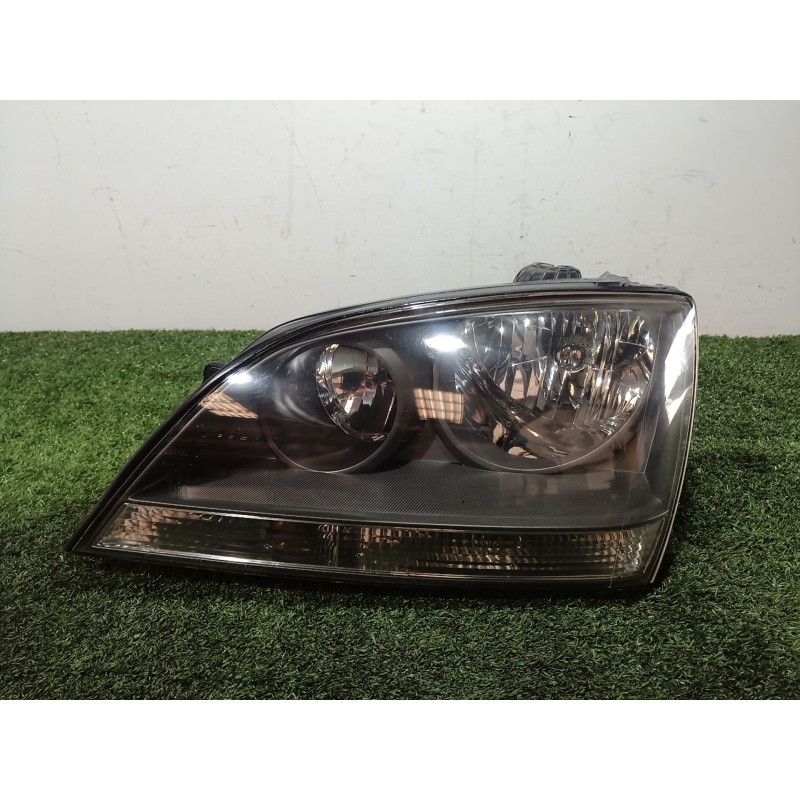 Recambio de faro izquierdo para kia sorento i (jc) 2.5 crdi referencia OEM IAM   