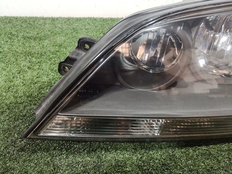 Recambio de faro izquierdo para kia sorento i (jc) 2.5 crdi referencia OEM IAM   