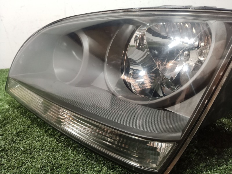 Recambio de faro izquierdo para kia sorento i (jc) 2.5 crdi referencia OEM IAM   