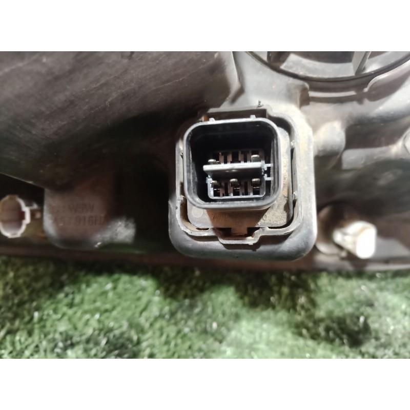 Recambio de faro izquierdo para kia sorento i (jc) 2.5 crdi referencia OEM IAM   