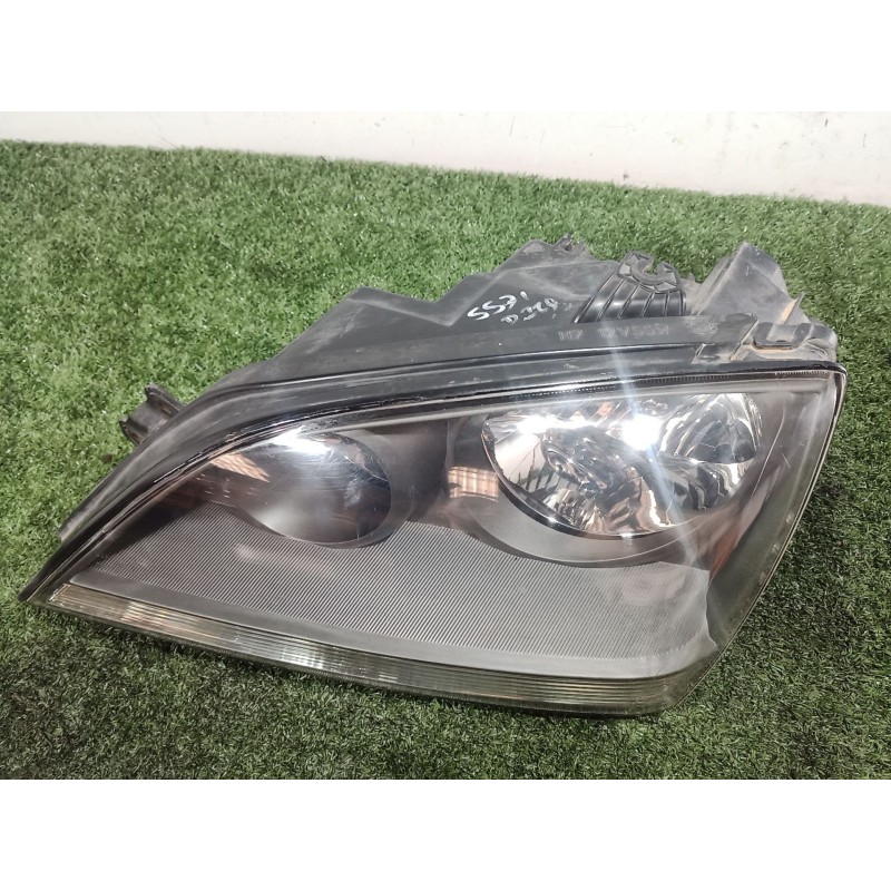 Recambio de faro izquierdo para kia sorento i (jc) 2.5 crdi referencia OEM IAM   