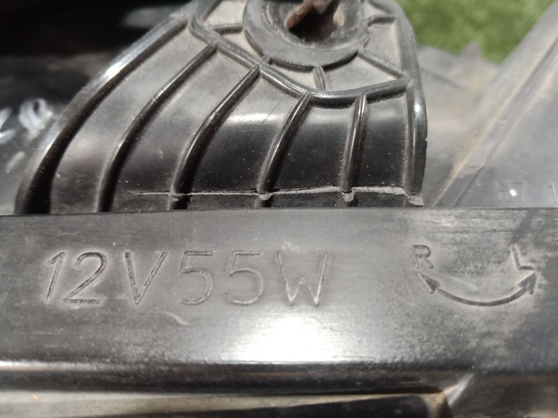 Recambio de faro izquierdo para kia sorento i (jc) 2.5 crdi referencia OEM IAM   