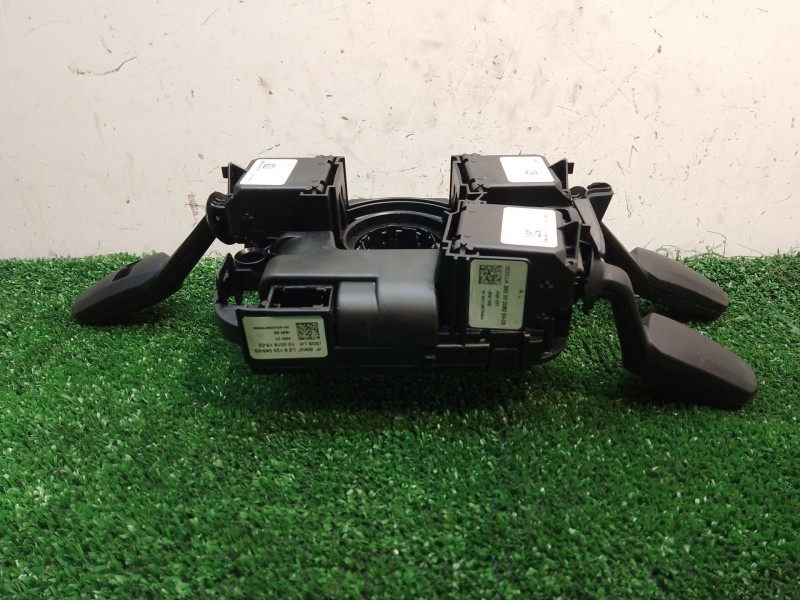 Recambio de mando multifuncion para bmw 1 (e81) 120 d referencia OEM IAM 912304303 01208197 3920020823303