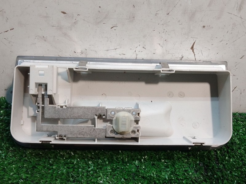 Recambio de luz interior para bmw 1 (e81) 120 d referencia OEM IAM 695125201 695125201 LK0311390001