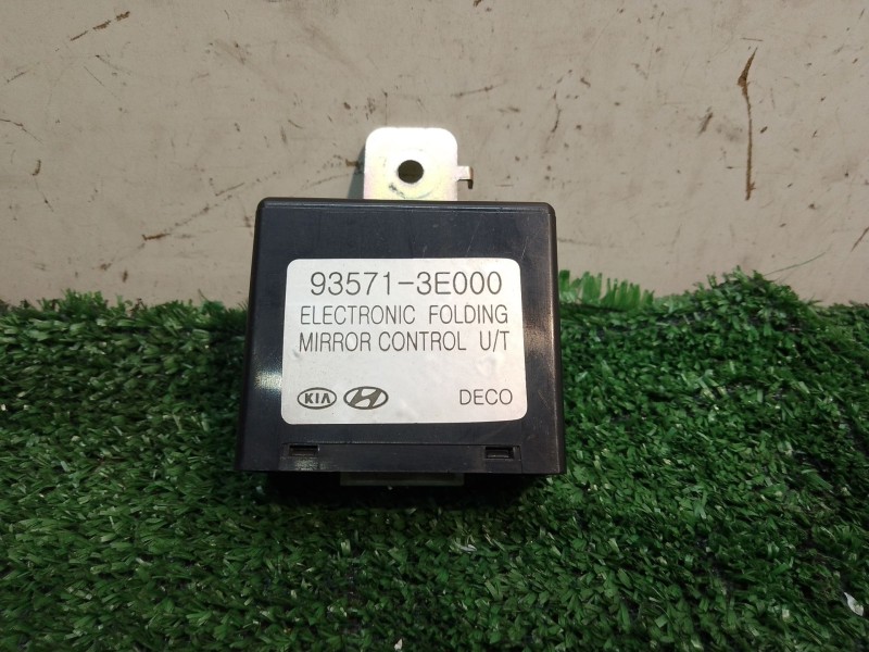 Recambio de modulo electronico para kia sorento i (jc) 2.5 crdi referencia OEM IAM 93571 93571 3E000