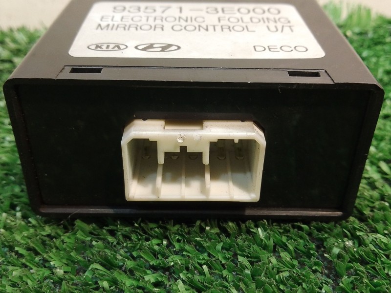 Recambio de modulo electronico para kia sorento i (jc) 2.5 crdi referencia OEM IAM 93571 93571 3E000