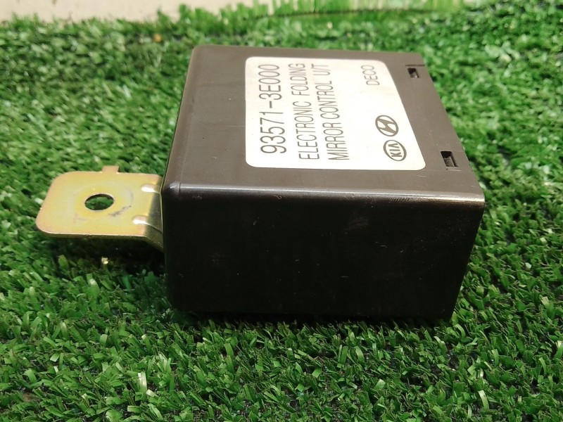 Recambio de modulo electronico para kia sorento i (jc) 2.5 crdi referencia OEM IAM 93571 93571 3E000