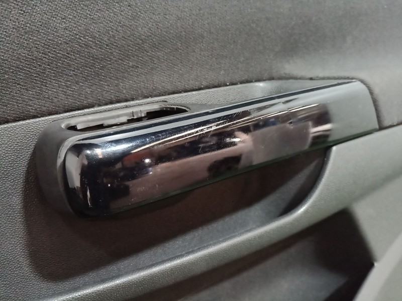 Recambio de guarnecido puerta delantera derecha para opel corsa d cmon referencia OEM IAM   