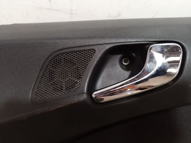 Recambio de guarnecido puerta delantera derecha para opel corsa d cmon referencia OEM IAM   